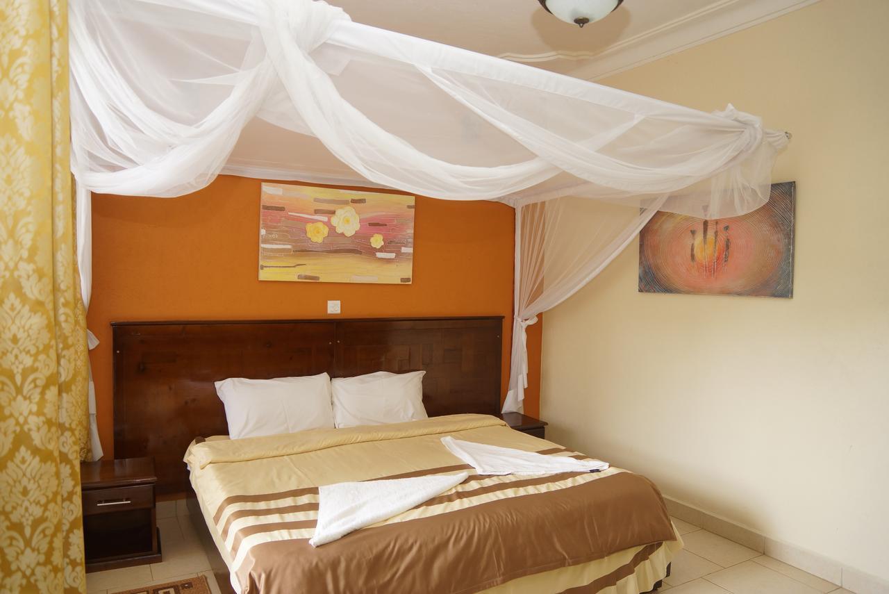 Country Lake Resort Garuga Entebbe Exterior photo